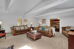 10 Moonshadow Ct, Kinnelon, NJ 07405 - Photo 12