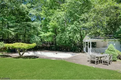 10 Moonshadow Ct, Kinnelon, NJ 07405 - Photo 44