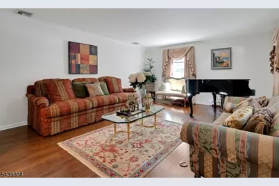 10 Moonshadow Ct, Kinnelon, NJ 07405 - Photo 22