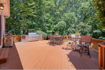 10 Moonshadow Ct, Kinnelon, NJ 07405 - Photo 38