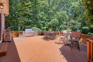 10 Moonshadow Ct, Kinnelon, NJ 07405 - Photo 38