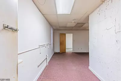 529 Washington Ave, Belleville, NJ 07109 - Photo 10