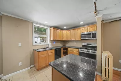 53 Brainard St, Phillipsburg, NJ 08865 - Photo 8