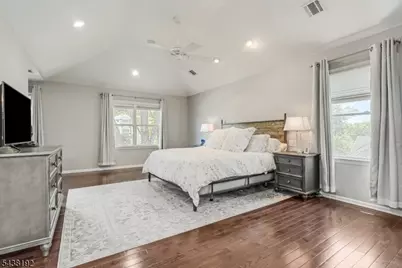 15 Harvey Dr, Summit, NJ 07901 - Photo 20