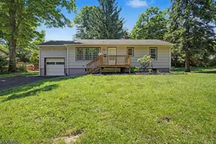 51 Park Ave, Newton, NJ 07860 - Photo 2