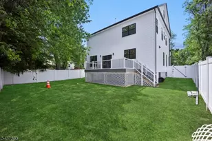 5 Briar Cliff Rd, Livingston, NJ 07039 - Photo 48
