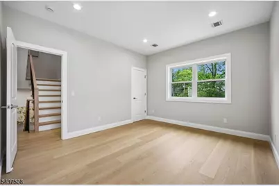 5 Briar Cliff Rd, Livingston, NJ 07039 - Photo 26
