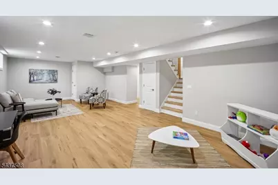 5 Briar Cliff Rd, Livingston, NJ 07039 - Photo 38