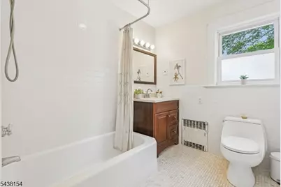 28 University Ct, South Orange, NJ 07079 - Photo 22