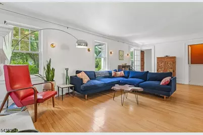 28 University Ct, South Orange, NJ 07079 - Photo 6