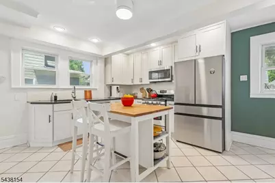 28 University Ct, South Orange, NJ 07079 - Photo 12