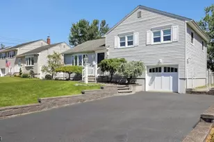 15 Cutler Pl, Clark Township, NJ 07066 - Photo 4
