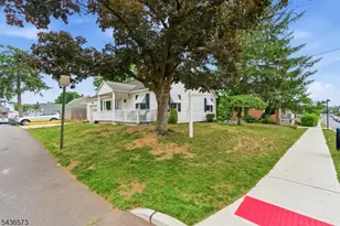 1 Pearl Pl, Franklin Township, NJ 08873 - Photo 6