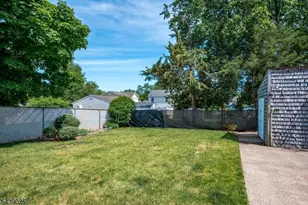 30 Walnut St, Edison Twp., NJ 08817 - Photo 34