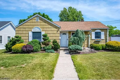 30 Walnut St, Edison Twp., NJ 08817 - Photo 1