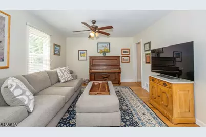 128 Troy Hills Rd, Hanover Township, NJ 07981 - Photo 16