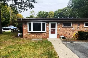 29 Brady Blvd, Jefferson Township, NJ 07849 - Photo 6