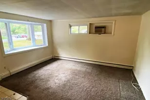 29 Brady Blvd, Jefferson Township, NJ 07849 - Photo 2
