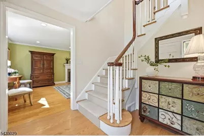 62 Fells Rd, Verona, NJ 07044 - Photo 4