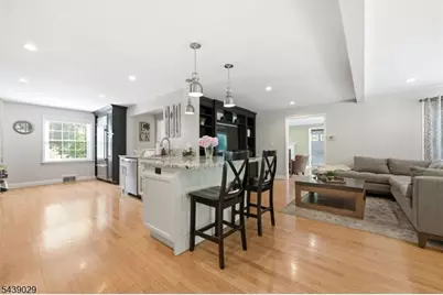 62 Fells Rd, Verona, NJ 07044 - Photo 10