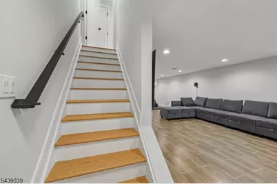 676 Ridgewood Rd, Oradell, NJ 07649 - Photo 40