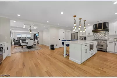 676 Ridgewood Rd, Oradell, NJ 07649 - Photo 10