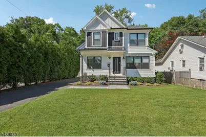 676 Ridgewood Rd, Oradell, NJ 07649 - Photo 2