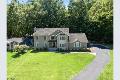 913 High Mountain Rd, North Haledon, NJ 07508 - Photo 2