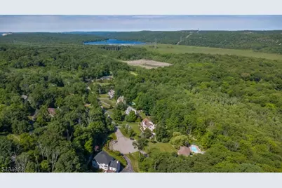 11 Stoneridge Ct, Rockaway Township, NJ 07866 - Photo 34