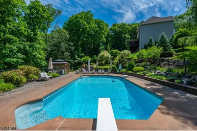 11 Stoneridge Ct, Rockaway Township, NJ 07866 - Photo 2
