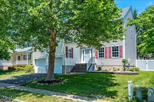 49 Wexford Way, Bridgewater, NJ 08807 - Photo 2