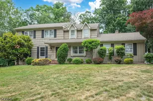 7 Natalie Dr, West Caldwell, NJ 07006 - Photo 2