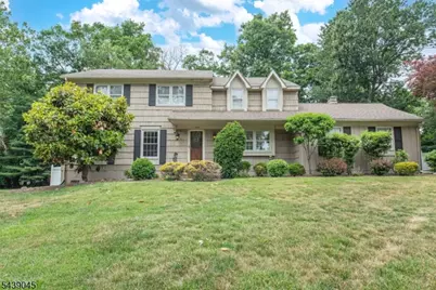 7 Natalie Dr, West Caldwell, NJ 07006 - Photo 32