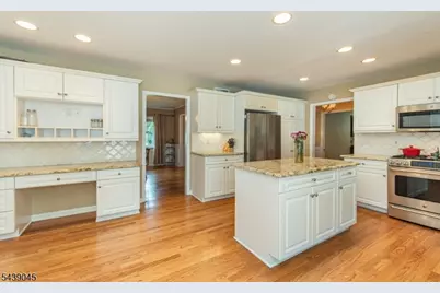7 Natalie Dr, West Caldwell, NJ 07006 - Photo 4