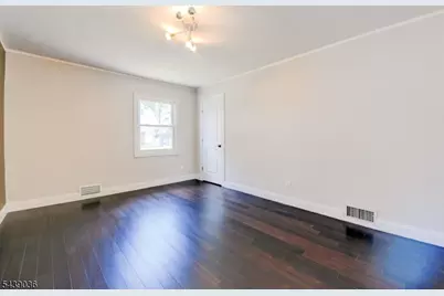 1156 Gruber Ave, Union Township, NJ 07083 - Photo 12