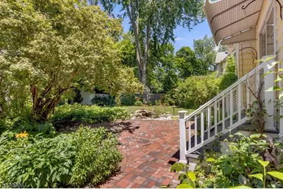8 Summit St, Glen Ridge, NJ 07028 - Photo 18