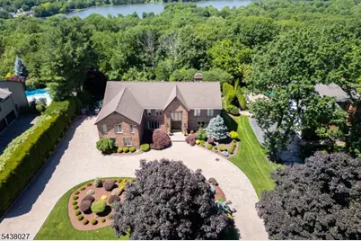 10 Pinnacle Pt, Randolph Township, NJ 07869 - Photo 1