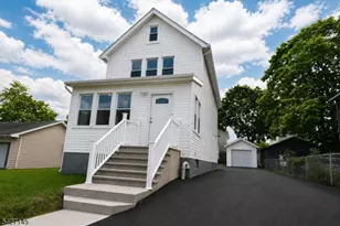 12 Ford Ave, Franklin Township, NJ 08873 - Photo 2