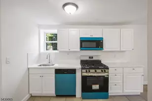 98 S Devine St, Newark, NJ 07106 - Photo 8