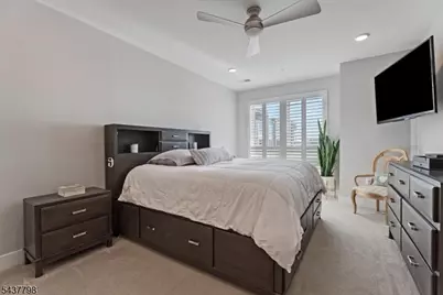 1 Vanderbilt Blvd #309, Florham Park, NJ 07932 - Photo 8