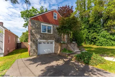 2246 Hobart St, Union Township, NJ 07083 - Photo 2