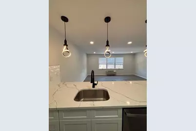 1036 Chancellor Ave #6, Maplewood, NJ 07040 - Photo 2
