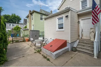 754 Saint Marys Ave, Plainfield, NJ 07062 - Photo 28