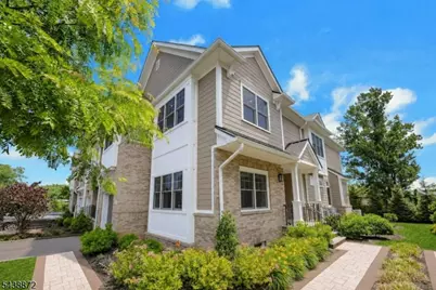 4 Dirlam Dr, Florham Park, NJ 07932 - Photo 2