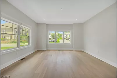 4 Dirlam Dr, Florham Park, NJ 07932 - Photo 4