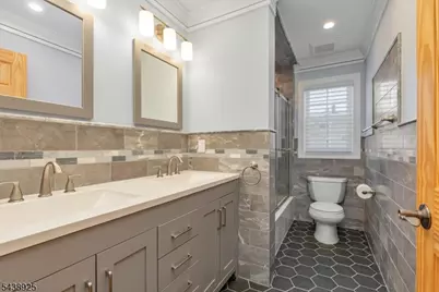 405 Ford Ave, Woodbridge Township, NJ 08863 - Photo 22