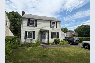 19 Alexander Ave, Bloomfield, NJ 07003 - Photo 2