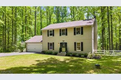 219 Buckley Ave, White Township, NJ 07863 - Photo 4