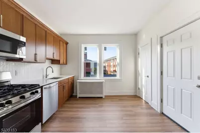 1 Bay Ave, Bloomfield, NJ 07003 - Photo 6