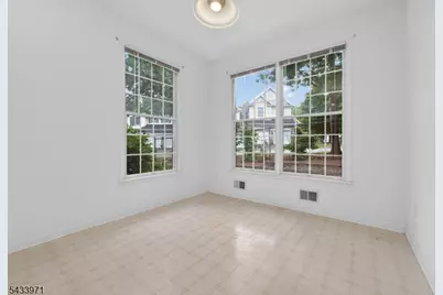 66 La Costa Dr, Clinton Township, NJ 08801 - Photo 16